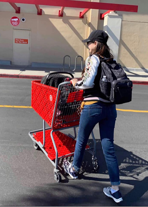 Nữ diễn viên cũng không công khai danh tính bố của con gái mới sinh.