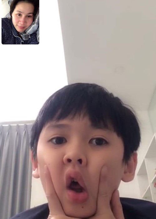 Trong thời gian Thân Thúy Hà ở Mỹ sinh con, bé Duy Anh được gia đình chăm sóc ở nhà. Cách đây không lâu, có tin đồn Thân Thúy Hà gửi con cho đồng nghiệp chăm nom khiến nữ diễn viên bức xúc lên tiếng.