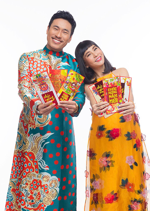 Trước đó, Cát Phượng không lên tiếng về mối quan hệ của cô với Kiều Minh Tuấn. Tuy nhiên, cô vẫn thường xuyên khoe ảnh bên tình trẻ kém 18 tuổi.