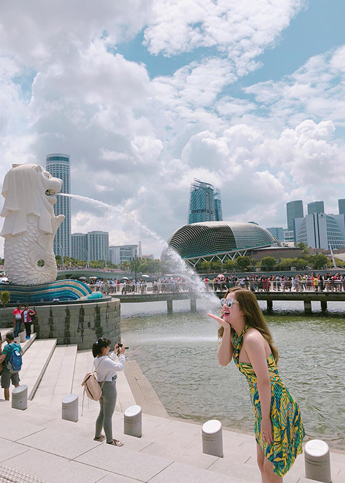 Tin tưởng ông xã tuyệt đối nhưng cũng Trần Hương đã có không ít lần phải xù lông để bảo vệ gia đình.