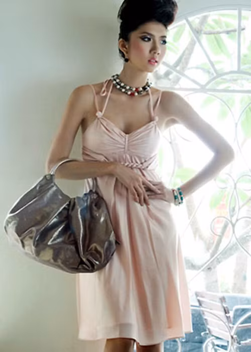 Moi tinh it biet cua Ngoc Quyen truoc khi lam me don than