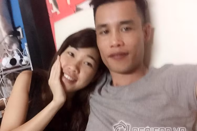 Không lâu sau đám cưới, vợ ba của Hiệp Gà công khai chuyện mang bầu.