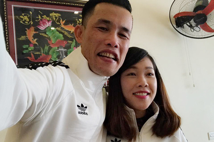 Hiệp Gà và vợ ba hiếm chia sẻ về hôn nhân nhưng lại thường xuyên khoe những khoảnh khắc ngọt ngào bên nhau.