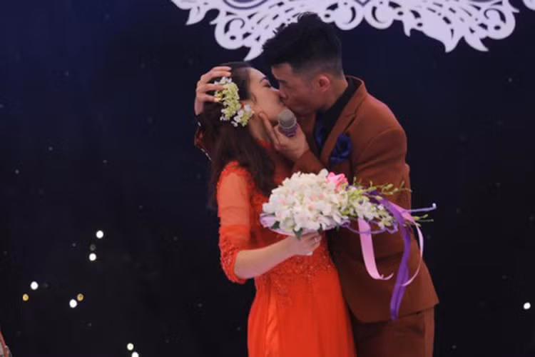 Hôn lễ của Hiệp Gà từng khiến dư luận chú ý. Ảnh: Ngày nay