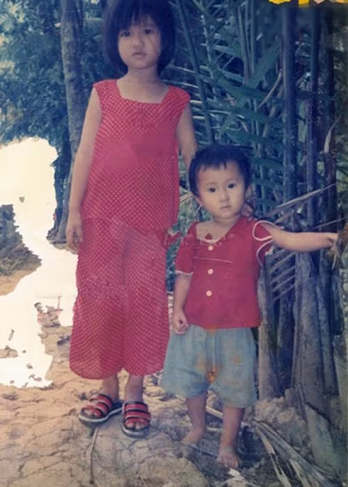 Hình ảnh Ngọc Trinh đáng yêu thời thơ ấu tại Trà Vinh. Ảnh: Vietnamnet