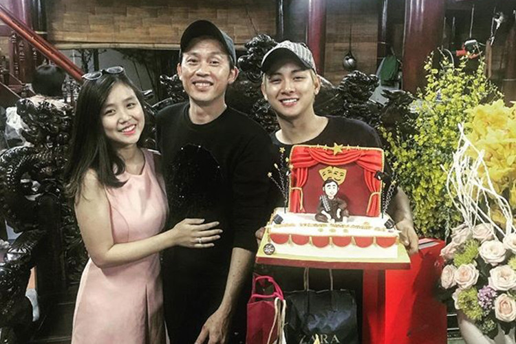 Vào thời điểm Hoài Lâm tuyên bố nghỉ hát trong 2 năm, Đàm Vĩnh Hưng tiết lộ Hoài Linh đã từ mặt Hoài Lâm vì thất vọng về cậu con trai nuôi này.