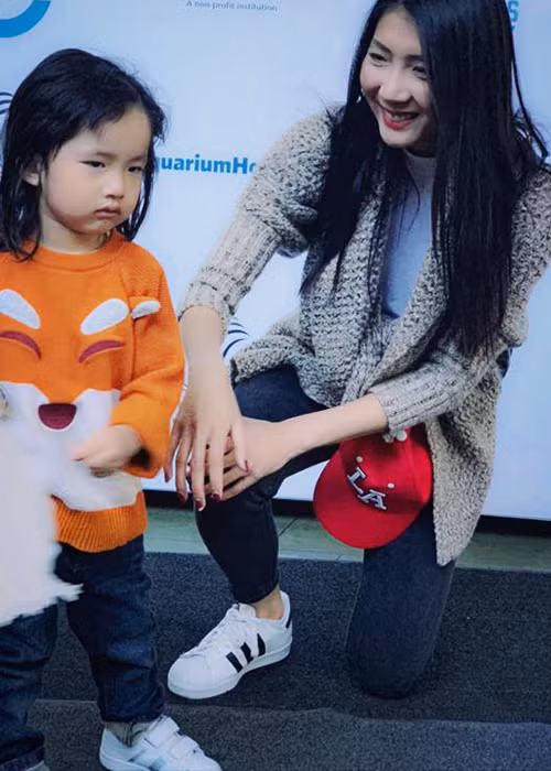 Hậu ly hôn chồng Việt kiều, Ngọc Quyên một mình nuôi con trai chung.