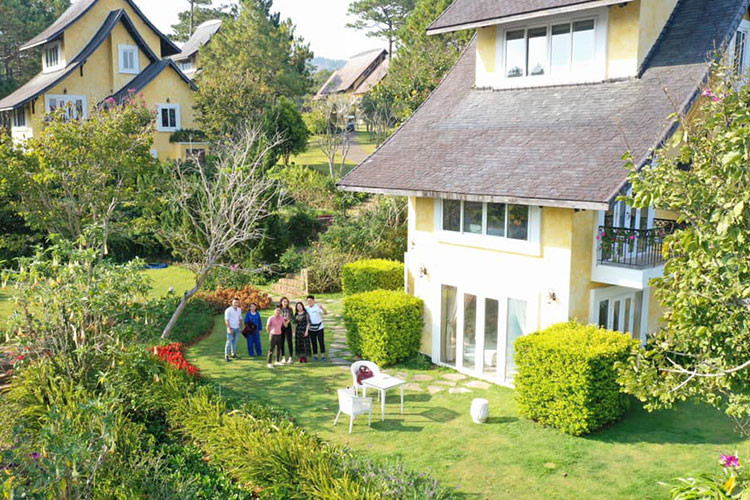 Đàm Thu Trang và Cường Đô la hiện đã tính đến chuyện sinh con. Theo chia sẻ của cặp đôi, cả hai đều mong sớm có em bé trong năm nay.