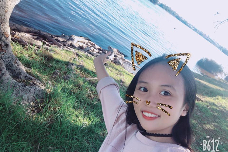 Bé Gà cũng không ngần ngại chia sẻ hình ảnh đời thường của mình trên trang cá nhân.