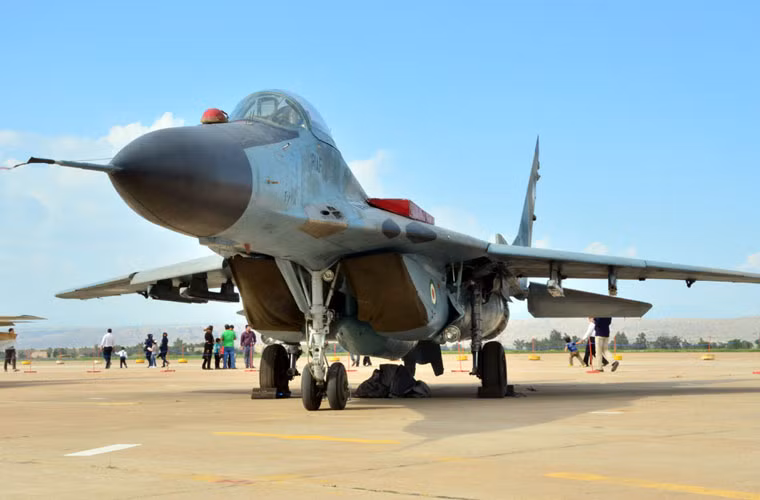 Hiện Không quân Iran có trong biên chế 21 chiếc MiG-29A nhận một phần từ Liên Xô và thu giữ lại của phi công Iraq lái bỏ chạy trong chiến tranh vùng Vịnh. Đây là một trong hai tiêm kích chiếm ưu thế trên không chủ lực của Iran hiện nay.