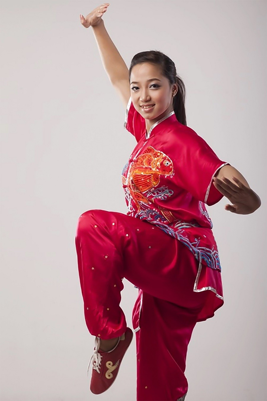 Cuoc song cua 3 hoa khoi wushu tai sac sau khi giai nghe-Hinh-7