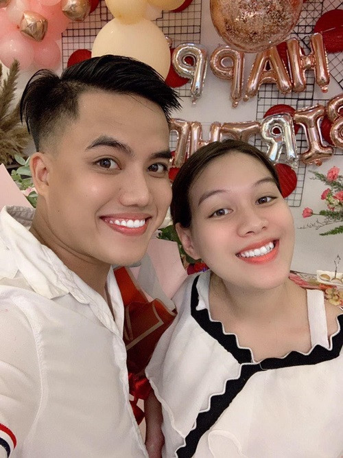 Duy Khương kết hôn năm 2020. Bà xã của anh tên Ly Trần, kém nam diễn viên 8 tuổi. Ảnh: Sức khỏe và đời sống