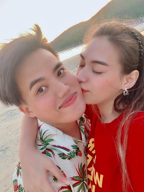 Hạnh phúc của Duy Khương thêm viên mãn khi vợ nam diễn viên sinh hai con trai. Ảnh: Sức khỏe và đời sống