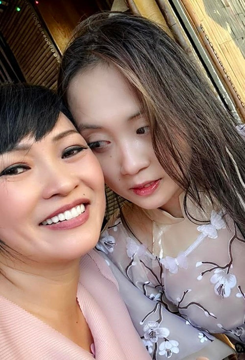 Phương Thanh chia sẻ, dù con gái có lớn bao nhiêu chăng nữa thì trong lòng cô, con vẫn còn bé nhỏ như ngày nào.