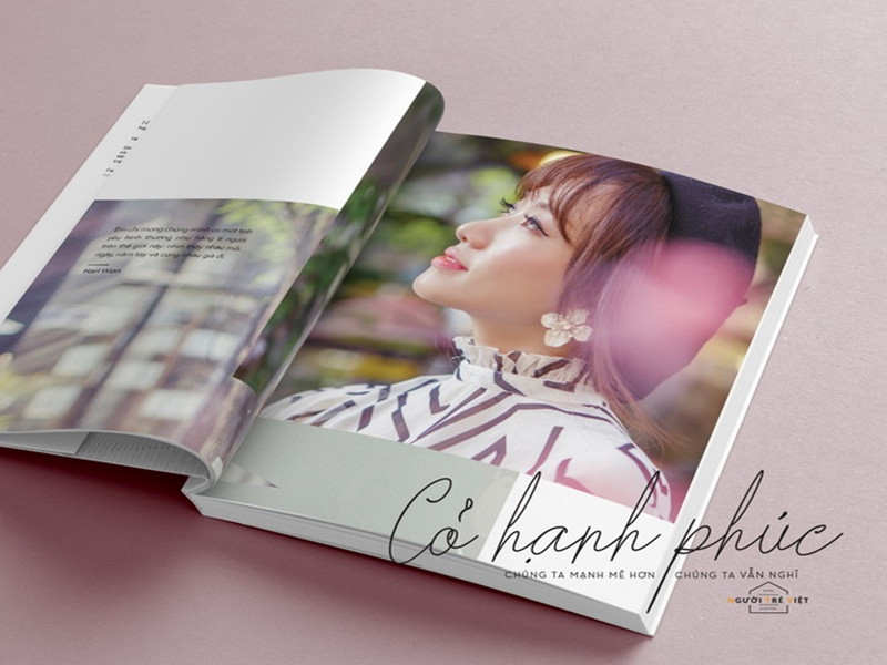 Với Hari Won, cô hé lộ tuổi thơ nghèo khó, ước mơ làm ca sĩ, những mối tình, hành trình chữa khỏi bệnh ung thư cổ tử cung trong tự truyện “Cỏ hạnh phúc” ra mắt năm 2017, được viết bằng hai thứ tiếng Hàn, Việt. Ảnh: Người đô thị