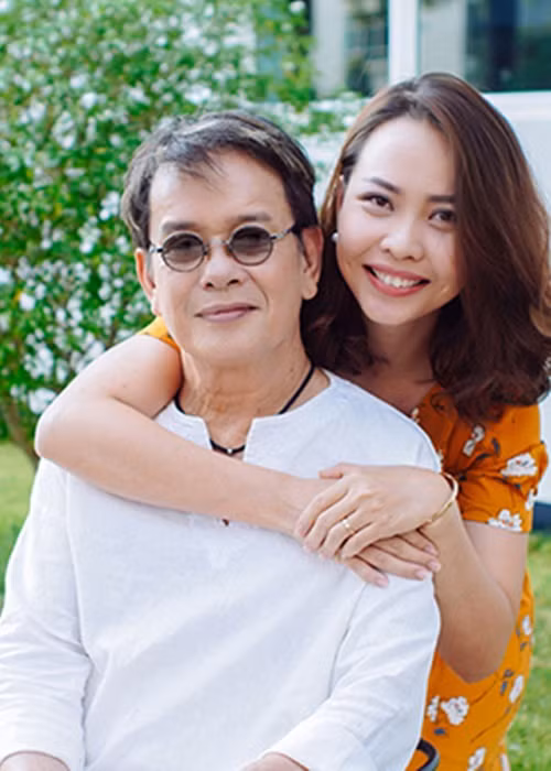 Loat sao nam Viet lay vo kem 30-40 tuoi