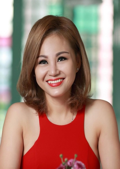 “Chỉ tính riêng chiếc mũi tôi đã làm đi làm lại 6-7 lần mới hài lòng”, Lê Giang chia sẻ trong cuộc phỏng vấn với Vietnamnet năm 2018.