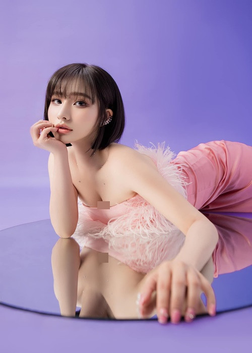 Ivy từng vướng nghi vấn tình cảm với ca sĩ Quang Lê, diễn viên Quốc Trường. Ảnh: FBNV