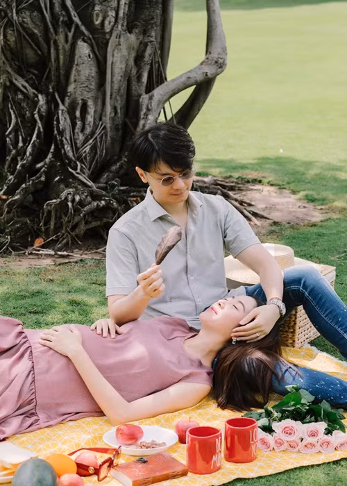 Nhật Vũ ủng hộ mọi điều Thúy Vân muốn làm. Anh cũng luôn động viên, hỗ trợ vợ.