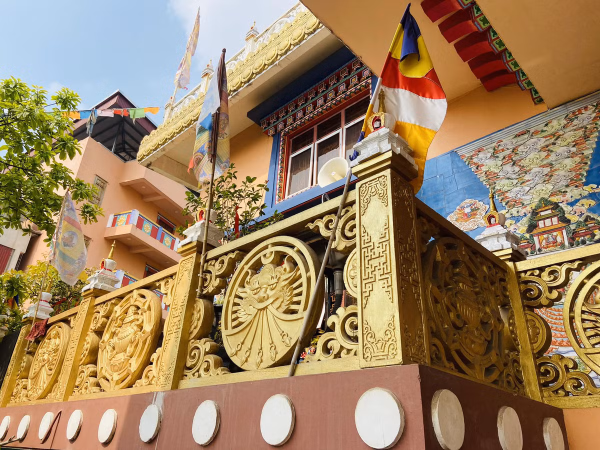 Ngoi chua Tay Tang 600 nam tuoi doc nhat o Ha Noi-Hinh-2