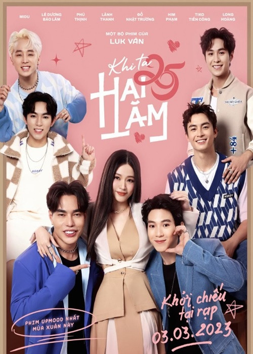 Bộ phim "Khi ta hai lăm" có sự tham gia diễn xuất của Midu. Trong phim, hot girl sinh năm 1989 vào vai Tuệ Lâm - quản lý của nhóm nhạc nam đình đám The Air. Ảnh: CGV