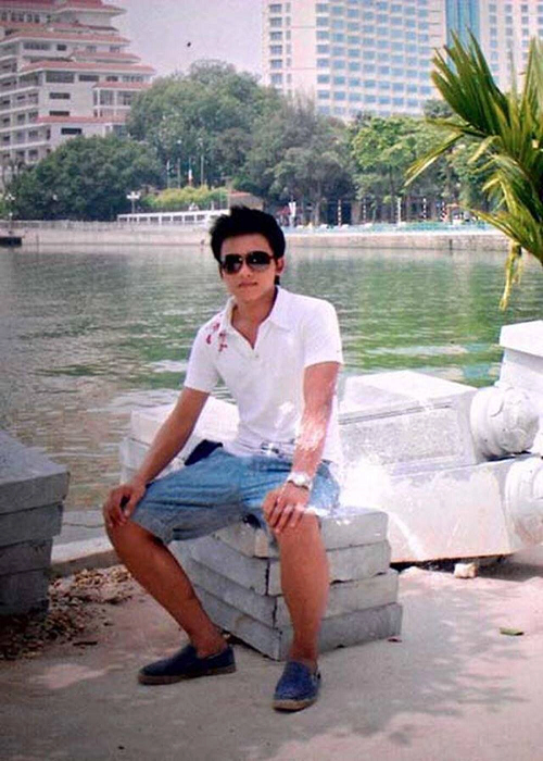 Mai Tài Phến sinh năm 1991 ở Bạc Liêu, có ông cố là người gốc Hoa, bà cố là người Việt. Theo VTC, ban đầu gia đình định đặt tên cho nam diễn viên là Mai Đại Bình. Tuy nhiên, không hiểu vì sao, bố anh lại lấy tên gọi ở nhà Mai Tài Phến đưa vào giấy khai sinh. Ảnh: Nhịp sống Việt