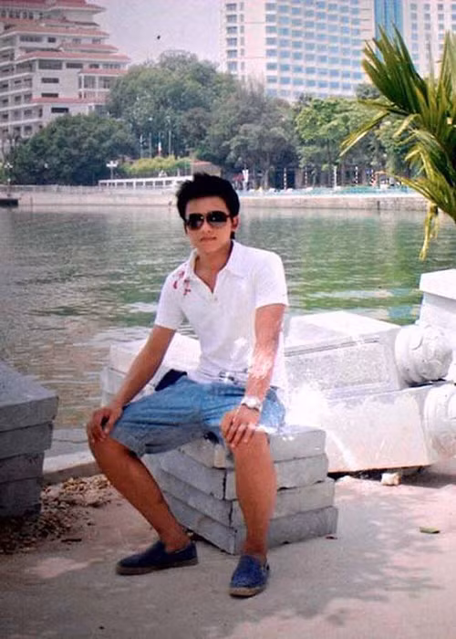 Mai Tài Phến sinh năm 1991 ở Bạc Liêu, có ông cố là người gốc Hoa, bà cố là người Việt. Theo VTC, ban đầu gia đình định đặt tên cho nam diễn viên là Mai Đại Bình. Tuy nhiên, không hiểu vì sao, bố anh lại lấy tên gọi ở nhà Mai Tài Phến đưa vào giấy khai sinh. Ảnh: Nhịp sống Việt