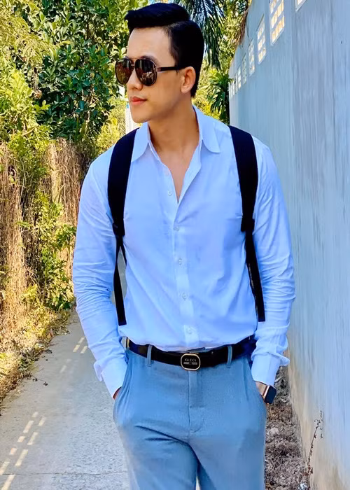 Theo Saostar, sau khi tốt nghiệp THPT, nam diễn viên phim “Đất rừng phương Nam” dự tính thi ngành kiến trúc do một người cậu làm nghề xây dựng. Tuy nhiên, sau đó, Tài Phến lại cảm thấy bản thân không phù hợp với ngành kiến trúc. Ảnh: FBNV