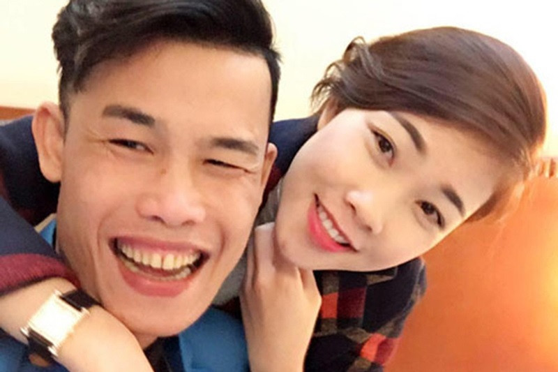 Trong đám cưới với Diệu Thúy vào tháng 4/2016, nam nghệ sĩ gốc Hưng Yên khẳng định đây sẽ là đám cưới cuối cùng của anh. Năm 2019, Hiệp Gà và vợ thứ ba kém 11 tuổi ly hôn. Ảnh: FBNV