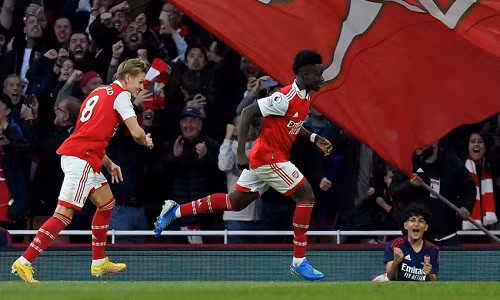 Arsenal lap ky luc moi thoi dai cua bong da Anh