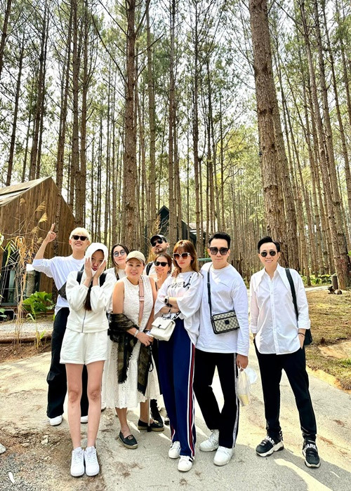 Ali Hoàng Dương, Trúc Nhân… là những nghệ sĩ vắng mặt trong buổi gặp gỡ gần đây của nhóm Trấn Thành.