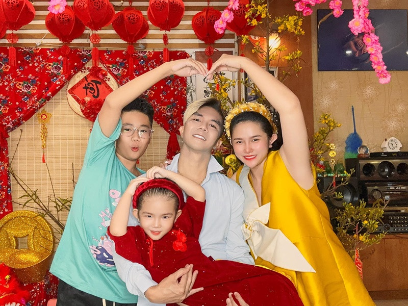 Huỳnh Như từng chia sẻ, bé Đông Đông - con riêng của Khánh Đơn nghe lời mẹ kế còn hơn cha ruột.