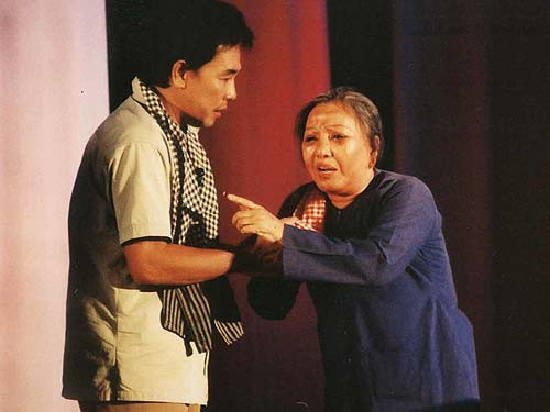 Hồng Nga diễn vai chính hay phản diện đều gây ấn tượng. Ảnh: Người lao động