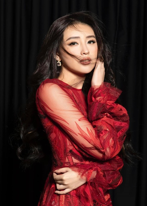 Với khoản đầu tư 10 tỷ đồng cho F88, Vietnamnet đưa tin vào năm 2020, Hoa hậu Mai Phương Thúy thu về 2,53 tỷ đồng tiền lãi ở đợt đáo hạn. Ảnh: FBNV