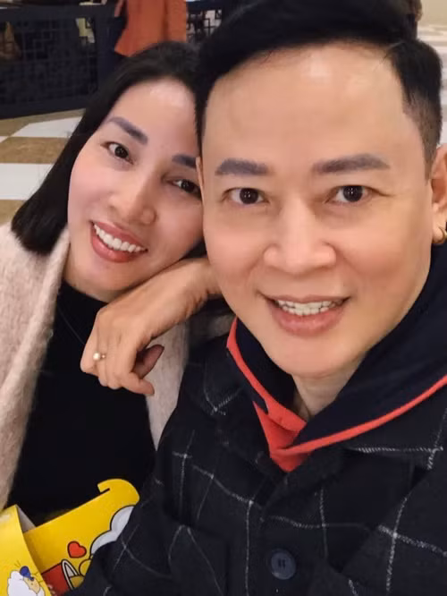 Trên trang cá nhân, Tùng Dương không ít lần khoe ảnh hẹn hò Mai Huế. Ảnh: FBNV