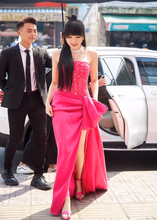 Thanh Thanh Huyền gợi cảm tại một sự kiện cuối tháng 2/2023. Ảnh: FBNV