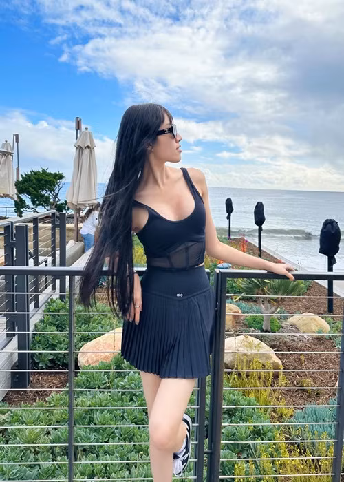 "MC 3000 chữ" Thanh Thanh Huyền chưa từng công khai hẹn hò. Hồi tháng 11/2021, người đẹp xác nhận có bạn trai nhưng không tiết lộ danh tính nửa kia. Đến 12/2022, nữ MC cho biết, cô đã chia tay người yêu được vài tháng. Ảnh: FBNV