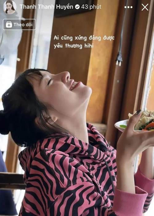 Bị nghi sử dụng ứng dụng hẹn hò, Thanh Thanh Huyền giữ im lặng. Tuy nhiên, trên trang cá nhân, cô có động thái đăng tải hình ảnh nghỉ dưỡng và viết: “Ai cũng xứng đáng được yêu thương”. Ảnh: Saostar