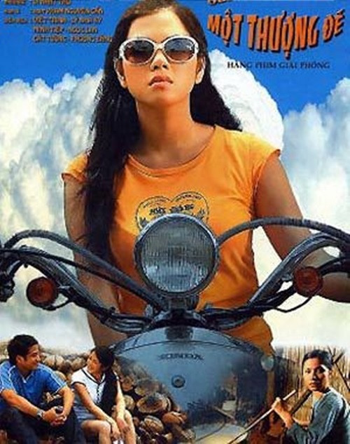 Lý Nhã Kỳ là diễn viên tay ngang. Vai diễn đầu tiên của cô là Trúc trong phim “Tình yêu còn mãi” năm 2006. Sau đó, cô đóng “Chuyện tình yêu”, “Sư phụ Hoạn Thư”, “Giá mua một thượng đế”, “Thám tử tư”, "Mười: Truyền thuyết về bức chân dung” và “Em muốn làm người nổi tiếng”. Ảnh: Zing