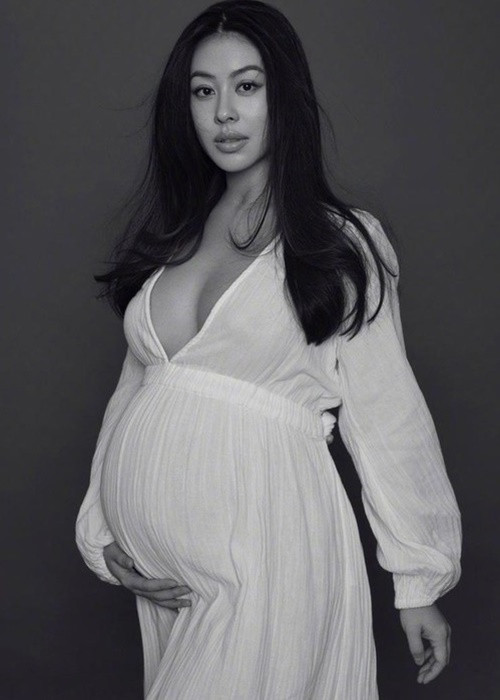 Thái Thi Vân cũng là nghệ sĩ liên quan vụ việc 170 cô gái hầu tiệc rượu đại gia tại Đài Loan. Ảnh: Tiền Phong