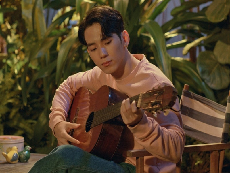 Phú Thịnh vào vai Thiên Bảo của nhóm The Air. Ảnh: VOV