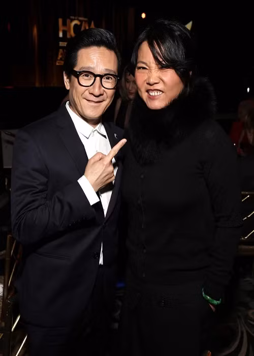 Sau khi hẹn hò rồi kết hôn, cặp đôi chuyển đến Mỹ. Ảnh: Usmagazine