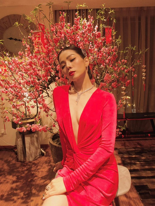 Lệ Quyên chia sẻ, cô hài lòng với nhan sắc hiện tại nên không chỉnh sửa. Ảnh: FBNV