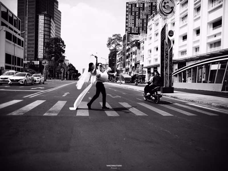 Kathy Uyên hiện tại tập trung vào công việc làm đạo diễn và huấn luyện diễn xuất chuyên nghiệp.