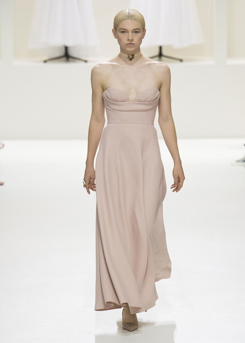 Nữ người mẫu chuyển giới sở hữu gương mặt xinh đẹp. Ảnh: Vietnamnet