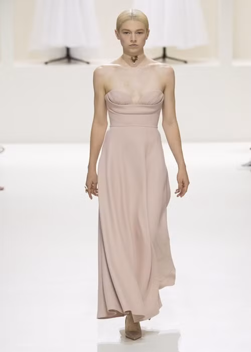 Nữ người mẫu chuyển giới sở hữu gương mặt xinh đẹp. Ảnh: Vietnamnet