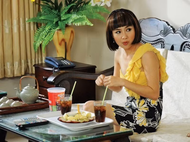 Ngoài “Hướng nghiệp”, Lê Khánh còn đóng phim truyền hình: “Dù gió có thổi”, “Cuộc chiến hoa hồng”, “Mùi ngò gai”, “Quý bà lắm chiêu”, “Độc thân tuổi 30”, “Gia đình vui nhộn”, “Biệt đội siêu hài”. Ảnh: Yan