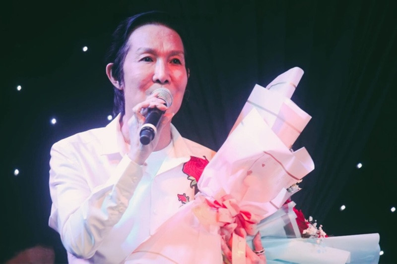 Nam nghệ sĩ sinh năm 1958 có đường tình duyên lận đận. Theo VTC, ngày trẻ, anh yêu một cô gái. Tuy nhiên, Vũ Linh bị gia đình người yêu ngăn cấm vì là nghệ sĩ. Ảnh: VTC