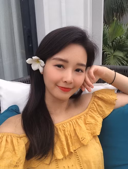 Trong cuộc phỏng vấn với VTC tháng 6/2022, Minh Hằng cho biết, cô sẽ kết hôn với người thương mình, vì với cô, thương còn ý nghĩa hơn yêu rất nhiều. Ảnh: FBNV