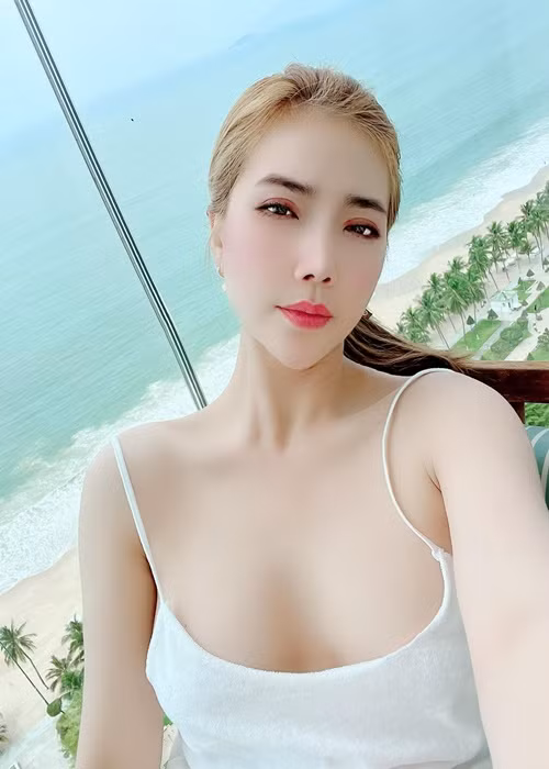 Hoàng Y Nhung đã vượt qua biến cố thua lỗ. Ảnh: FBNV